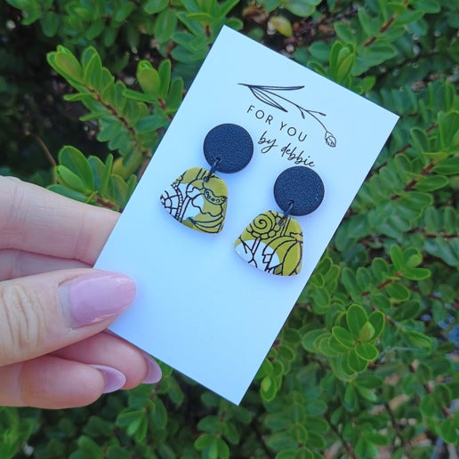 Missy dangles -garden flowers