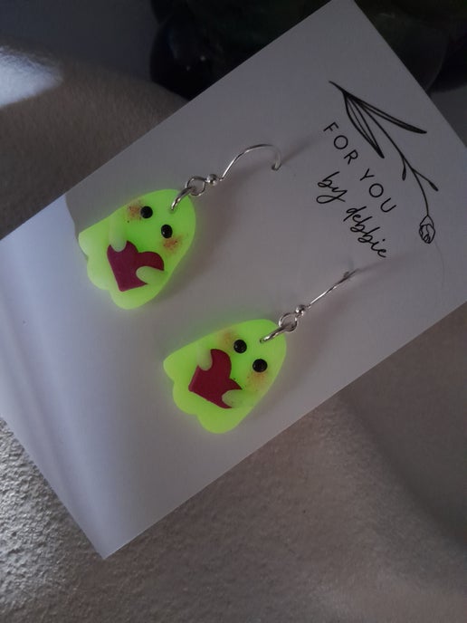 cute ghost dangles- glow in the dark
