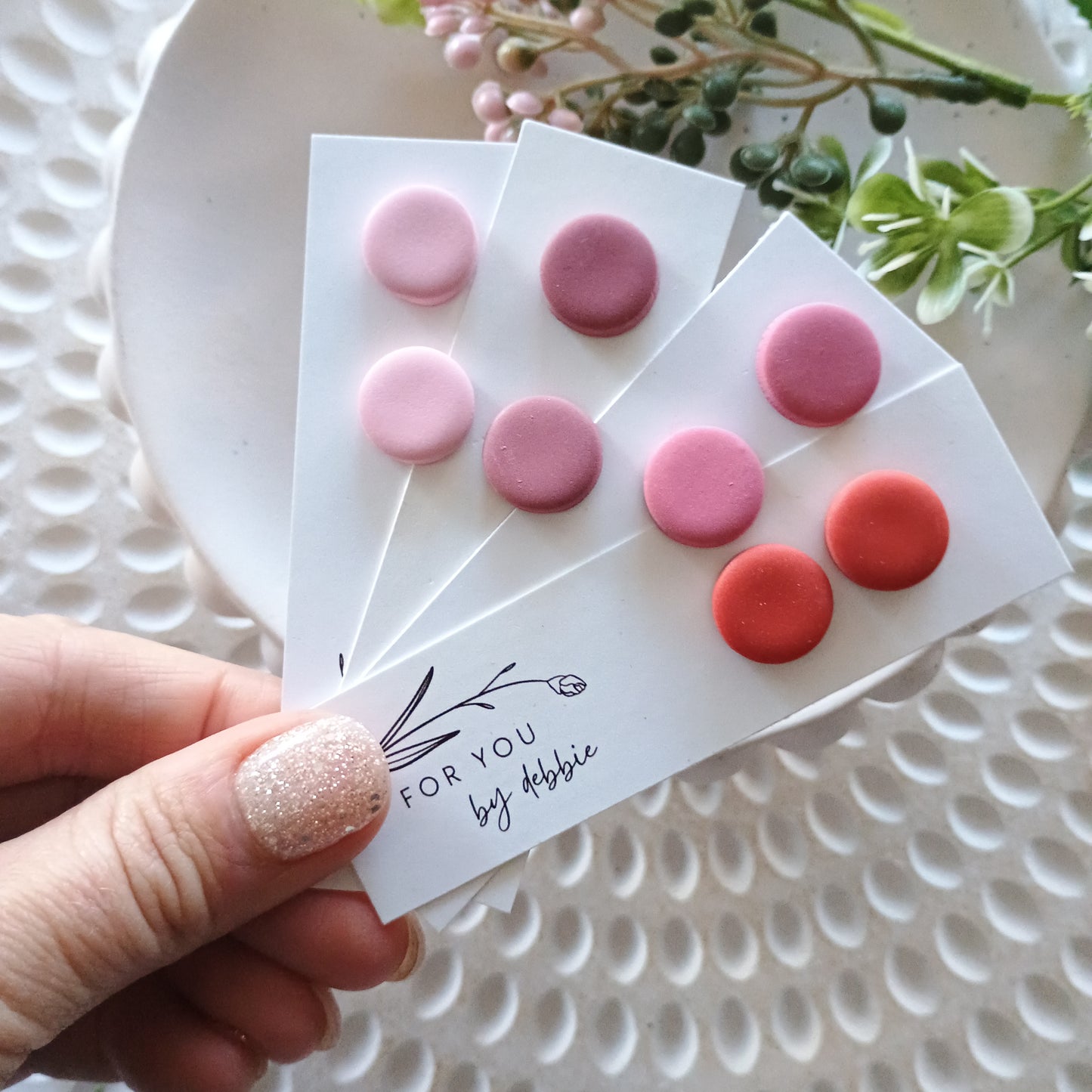 Large studs - pink and red