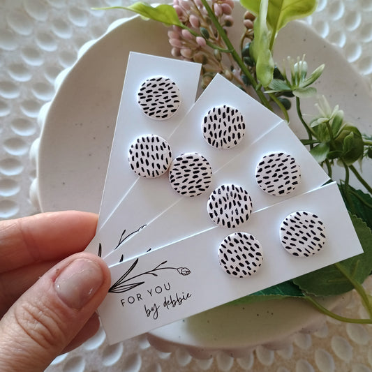 Circle studs - white and black dots