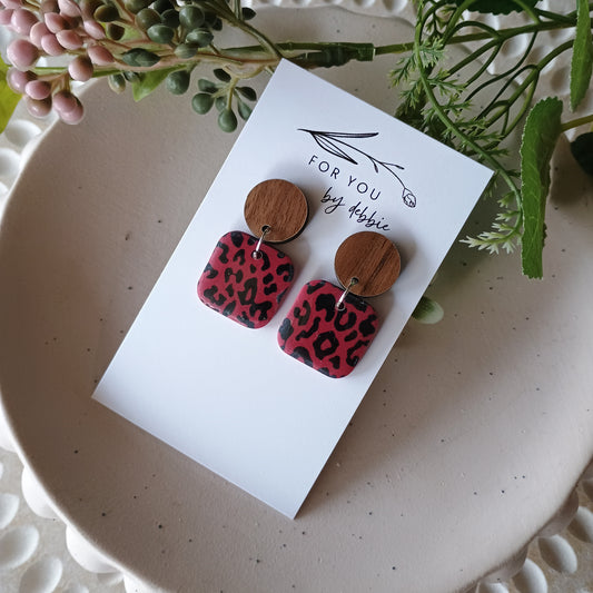 Kelly dangles - Red leopard and wood