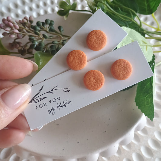 Large studs - textured orange