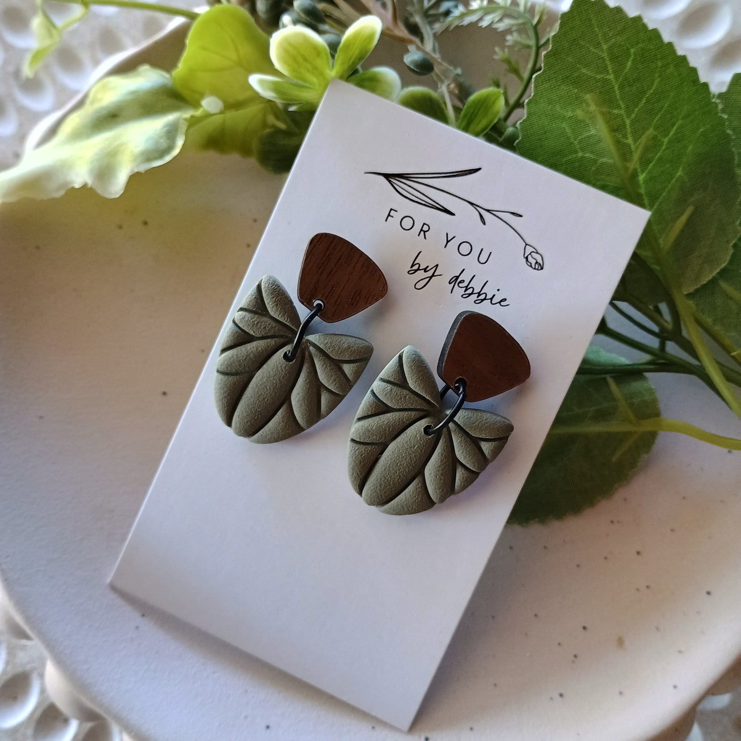 Karli dangles- khaki and black