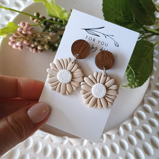 Chloe earrings- beige and wood