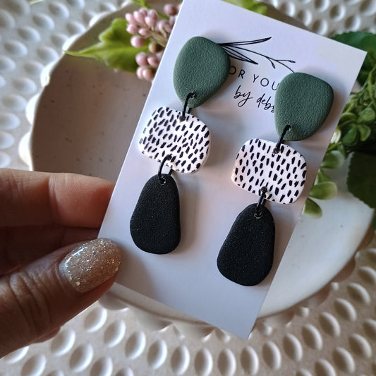 Zoe dangles- green and black