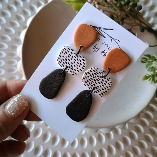 Zoe dangles- Tan and black