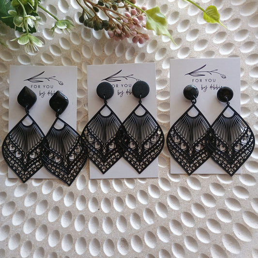Filigree dangles- black