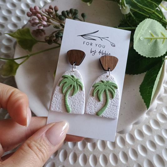 Danae dangles -palm tree