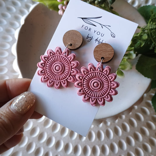 Mandy dangles- light rose pink
