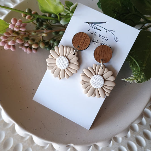Chloe earrings- beige and wood