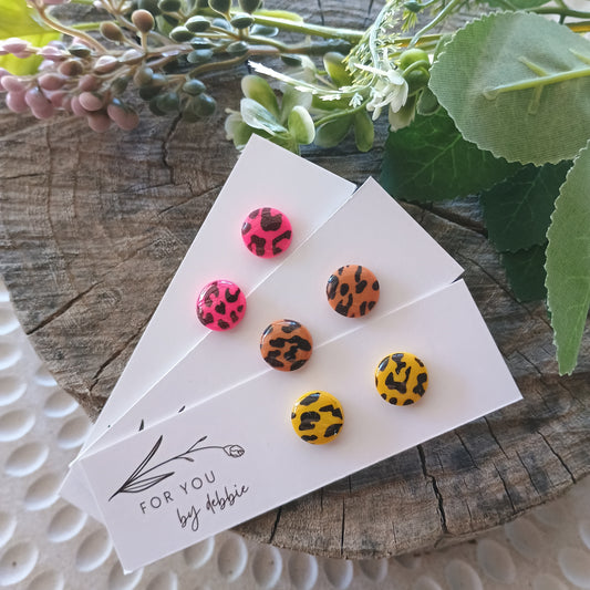 Small studs- leopard print